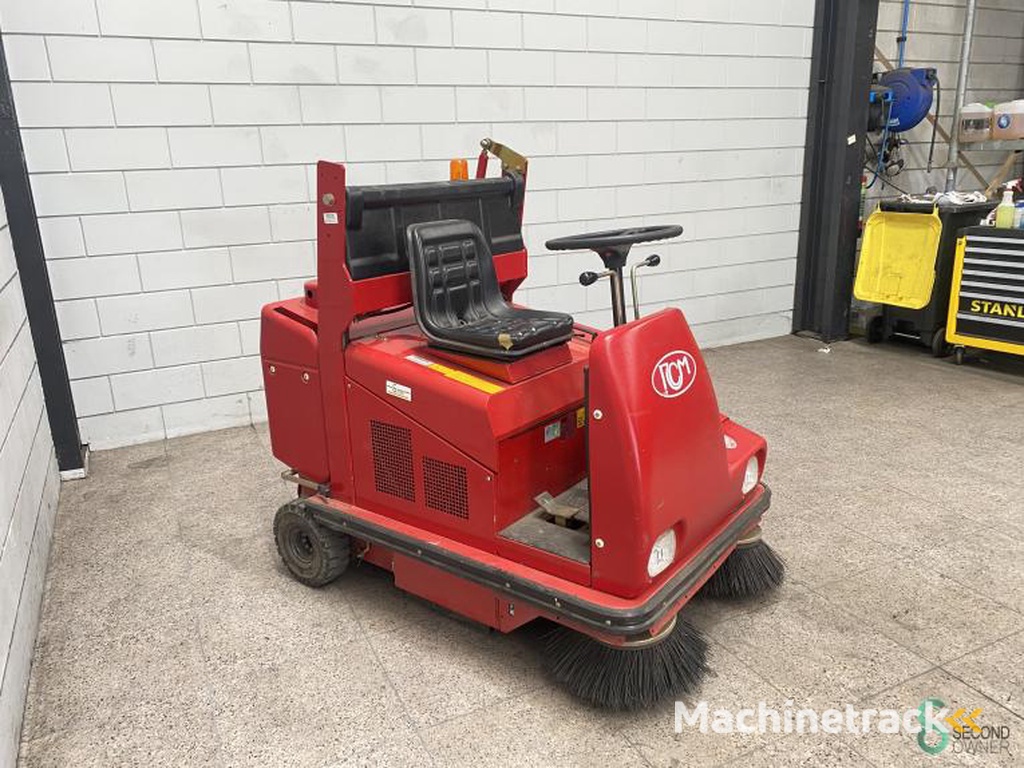 Cleaning Machines Electric RCM R703 2004