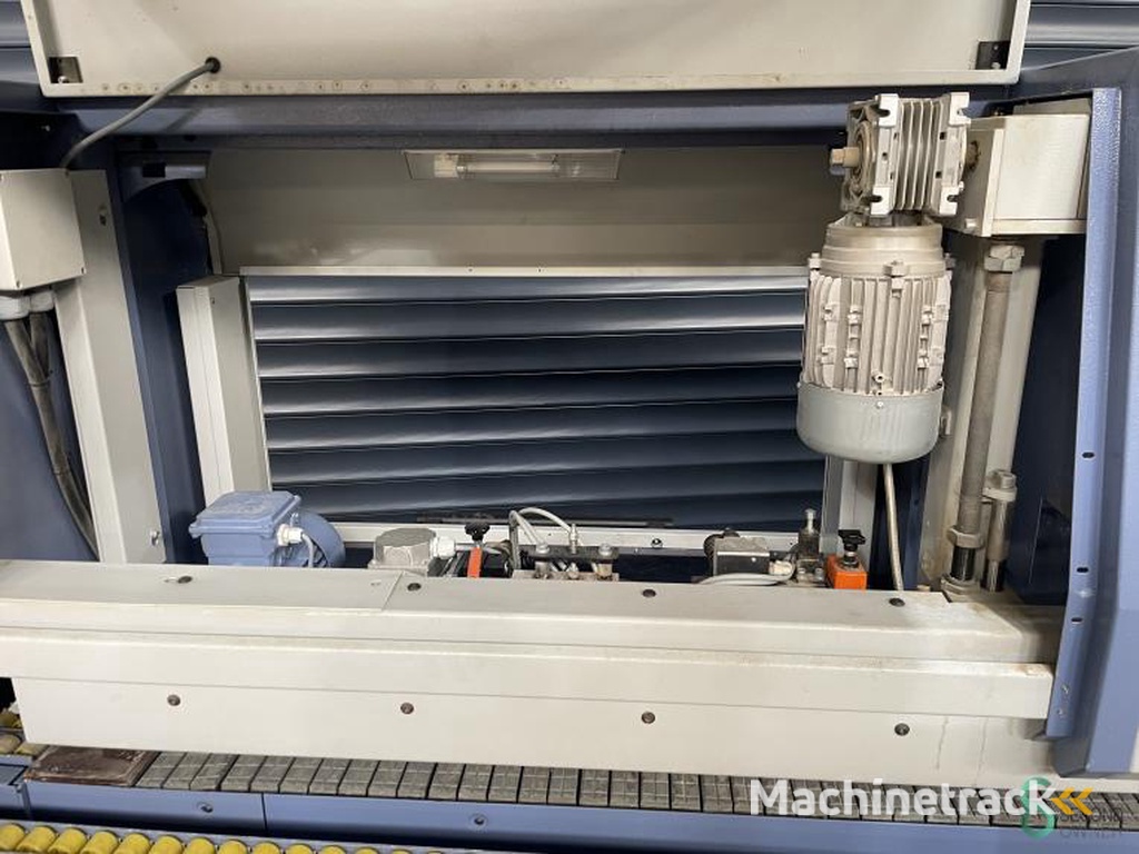 Kantenlijmers Hebrock AKV 3006 DK-F 2012