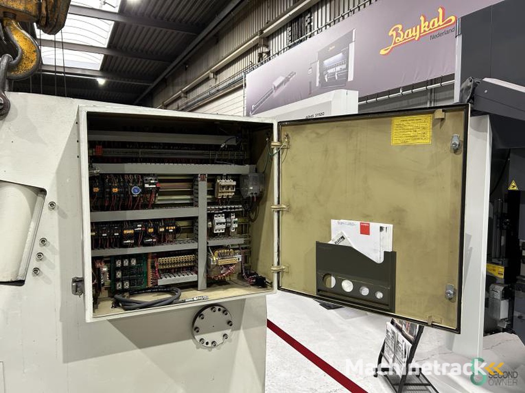 Plaatscharen Bystronic Beyeler C4100-10 1992