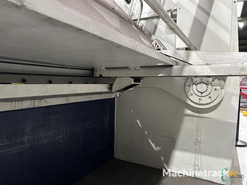 Plaatscharen Bystronic Beyeler C4100-10 1992