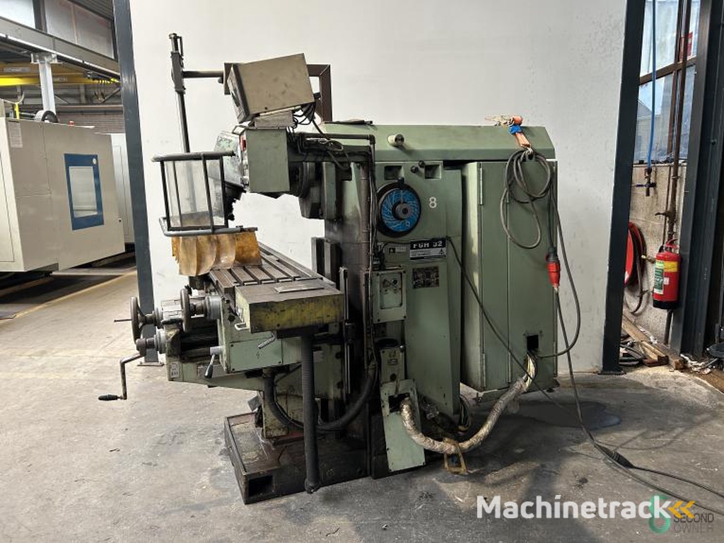 Freesmachines universeel TOS FGH 32