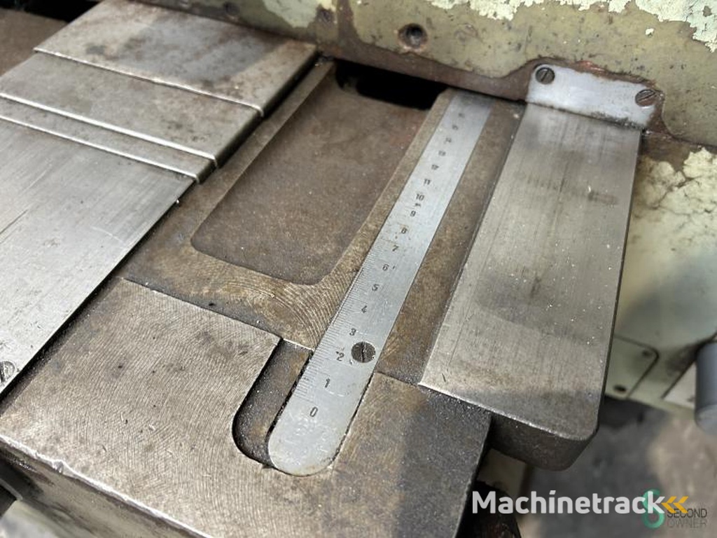 Freesmachines universeel TOS FGH 32