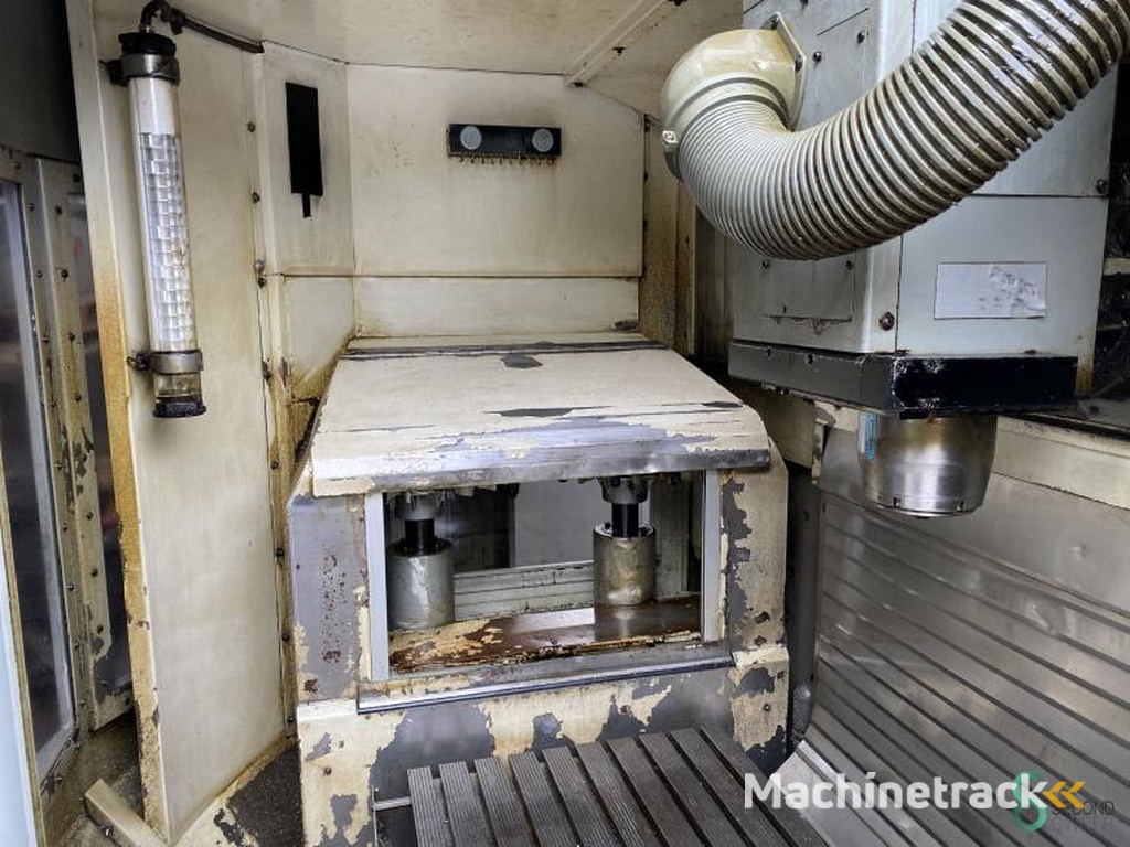 Freesmachines universeel Deckel MAHO DMU 60T 2001