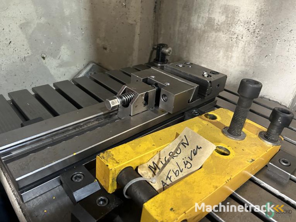 Freesmachines universeel Mikron VCP 1000 1997