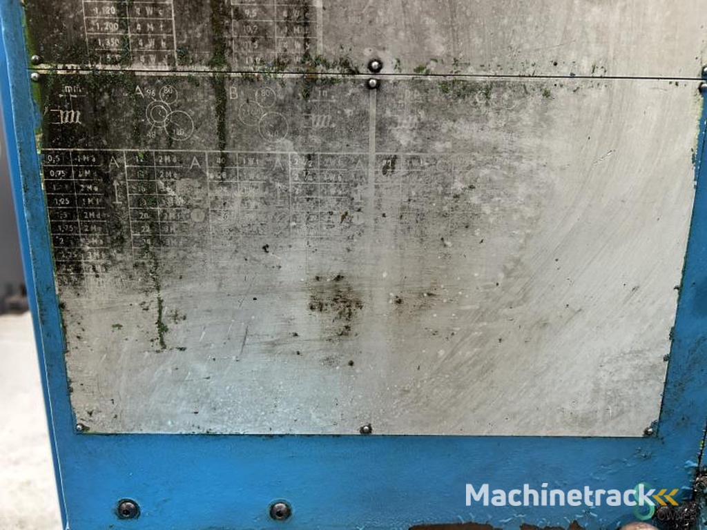 Horizontale draaibanken TOS SUI 63