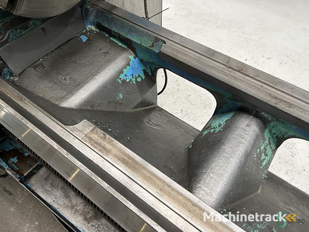 Horizontale draaibanken TOS SUI 63