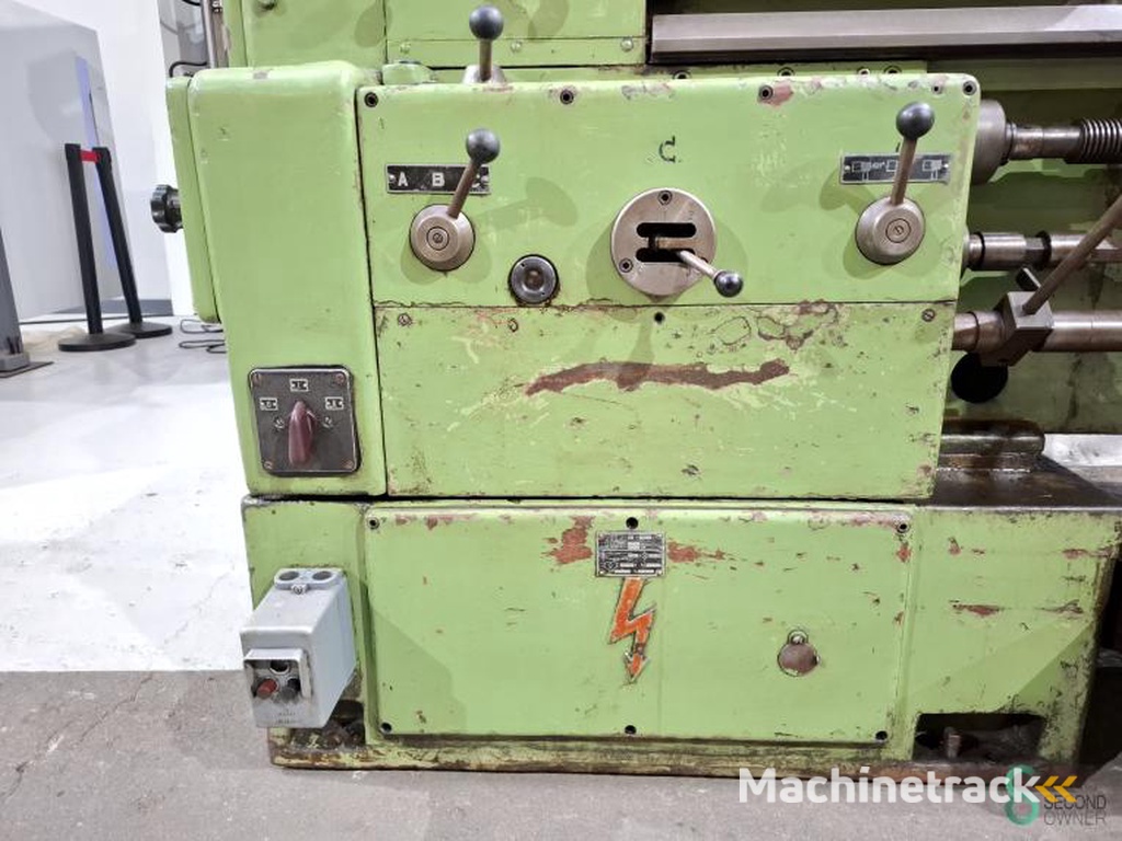 Horizontale draaibanken TOS SN55-4000 1960