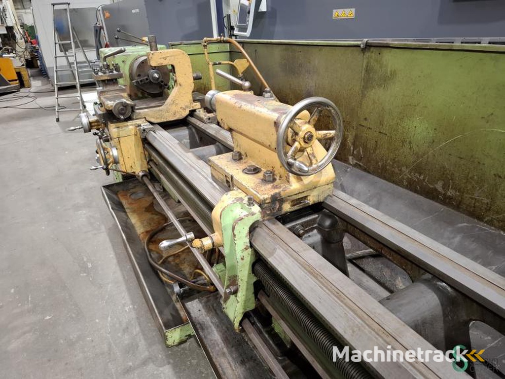 Horizontale draaibanken TOS SN55-4000 1960