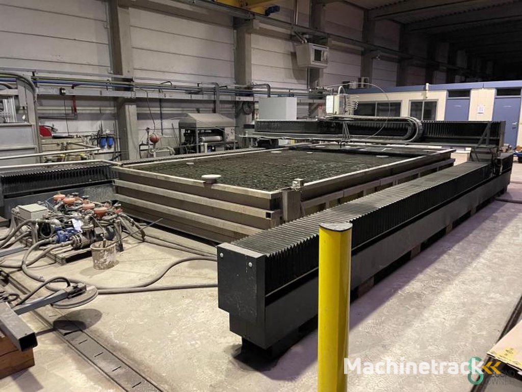 Watersnijders FLOW 6030-Waterjet 2003