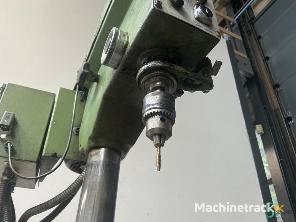 Kolomboormachines Ixion BT 15 GL