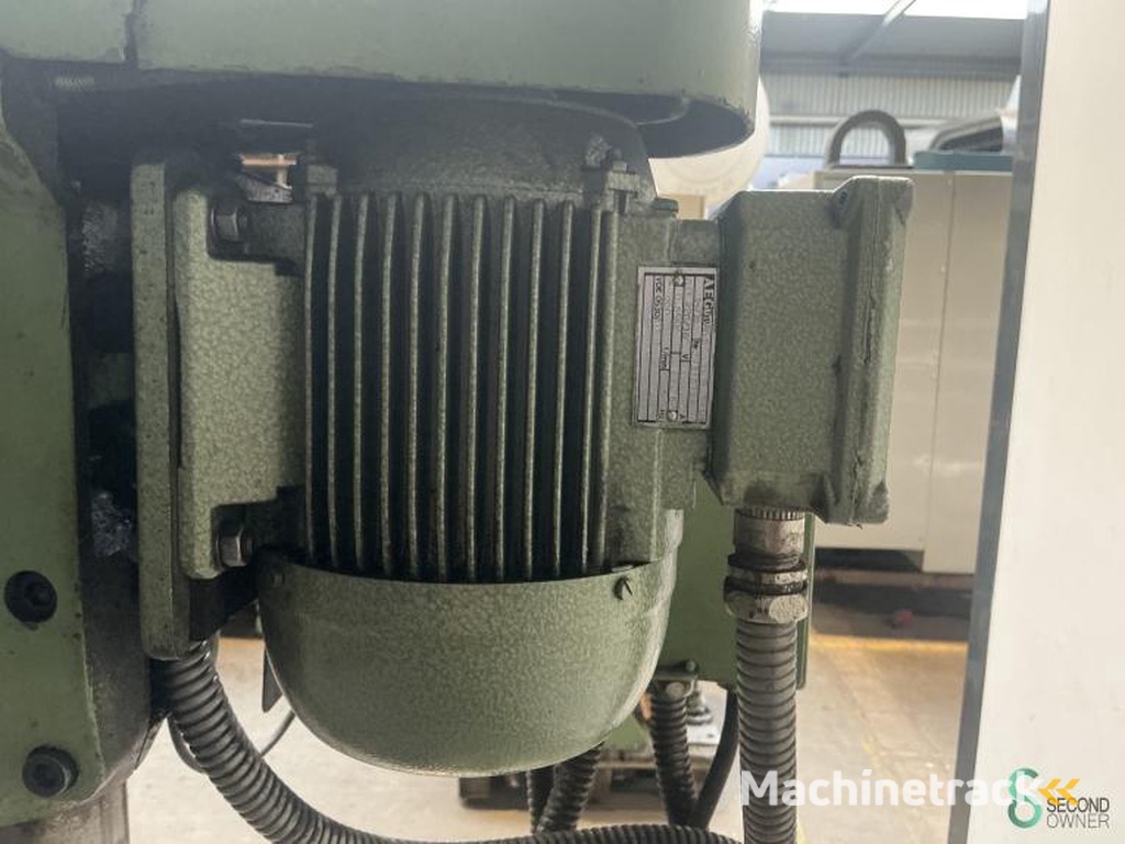 Kolomboormachines Ixion BT 15 GL