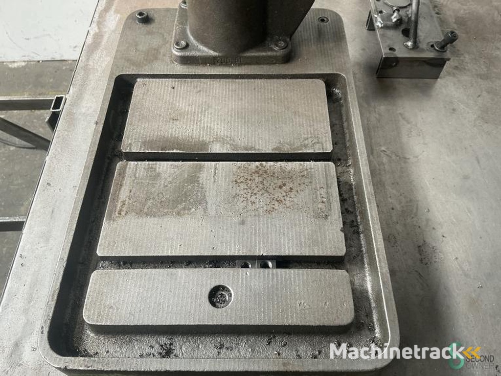 Kolomboormachines Ixion BT 15 GL