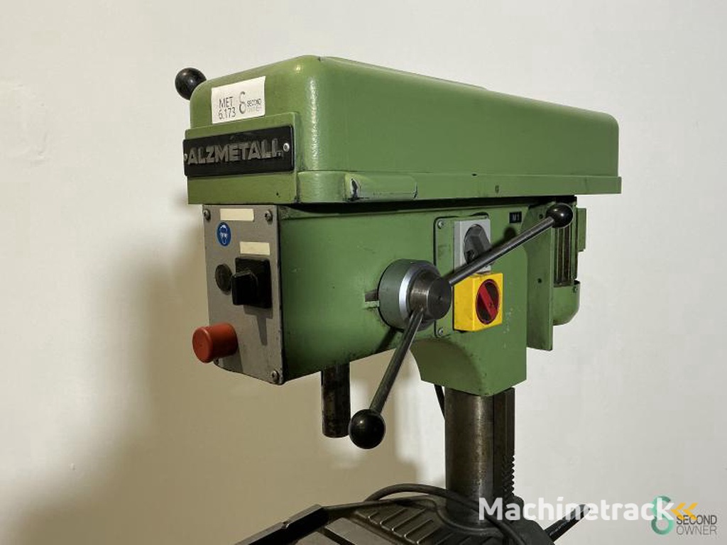 Kolomboormachines Alzmetall AX 2/S 1994