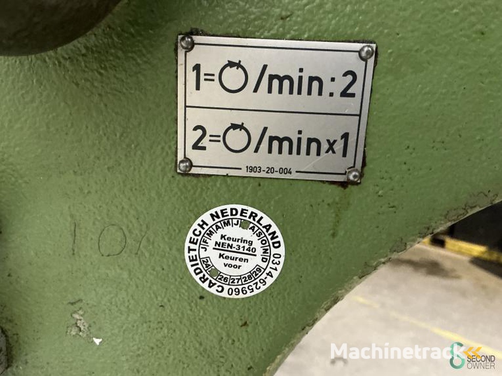 Kolomboormachines Alzmetall AX 2/S 1994