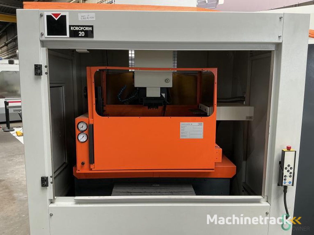 Zinkerodeermachines Charmilles Roboform 20 1998