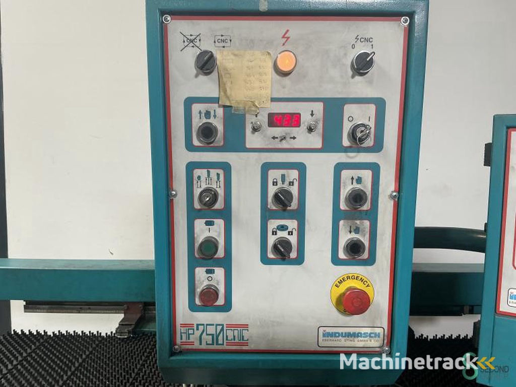 Pons- & nibbelmachines Indumasch HP 750 CNC/Z 1999