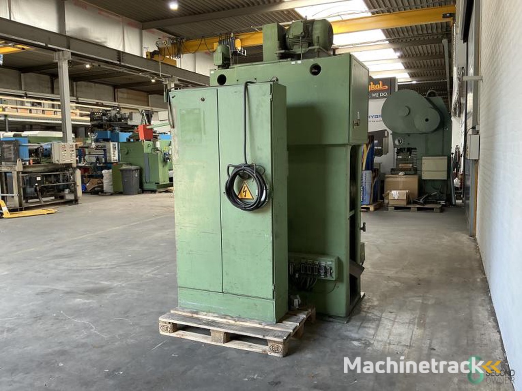 Eccentric presses Weingarten AP63 1989