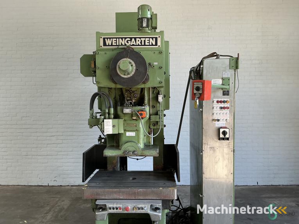 Eccentric presses Weingarten AP63 1989