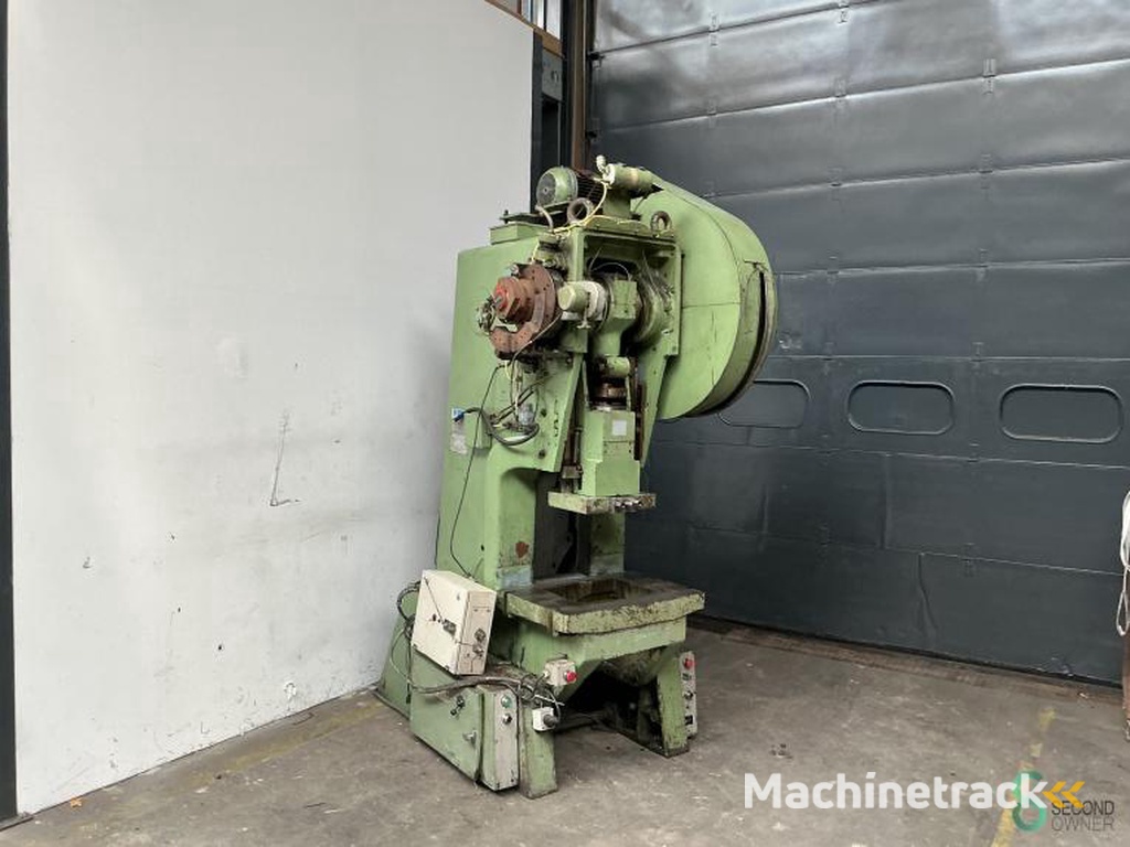 Eccentric presses Cincinnati GH 55 1977