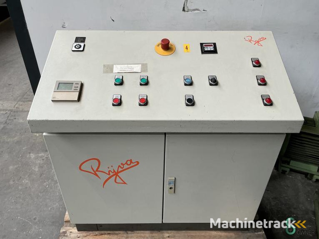 Eccentric presses Rijva 505/1F, 63t 1981