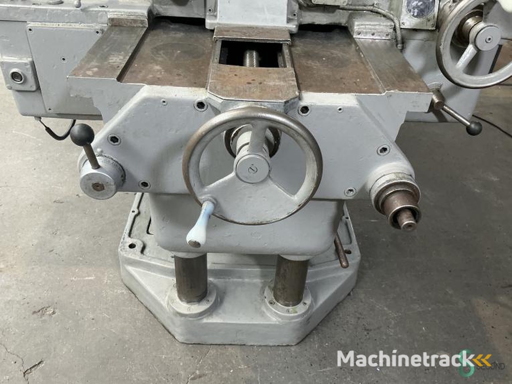 Fräsmaschinen TOS FA5B-V 1960