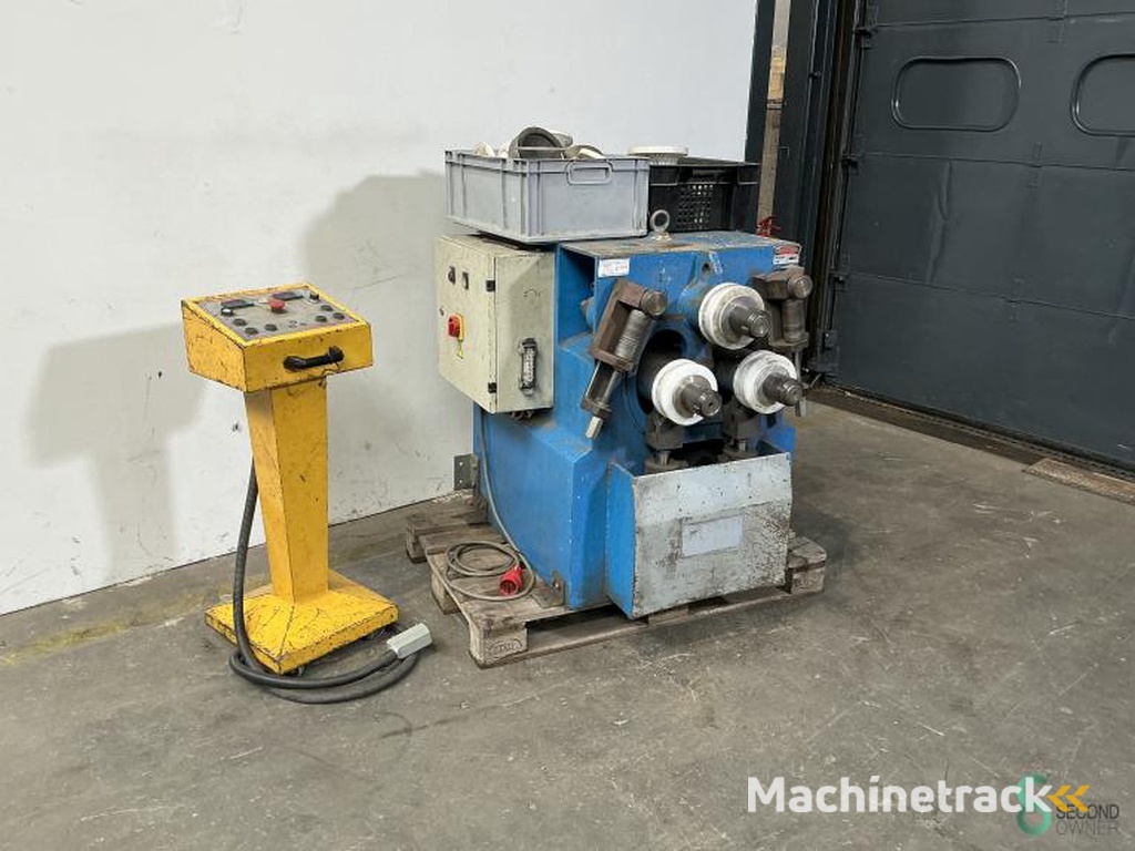 Profilbiegemaschinen Akyapak APK 60 2000