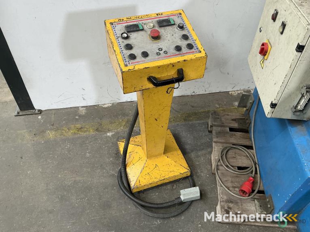 Profilbiegemaschinen Akyapak APK 60 2000