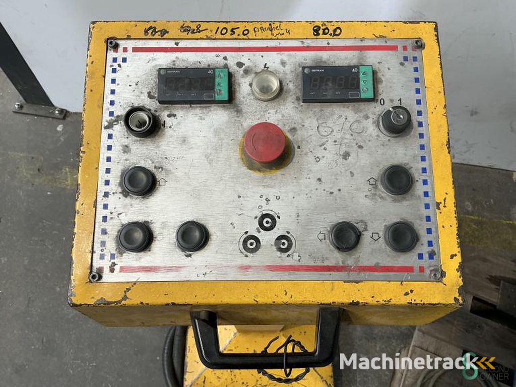 Profilbiegemaschinen Akyapak APK 60 2000