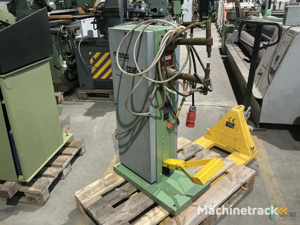 Puntlasmachines Cebora