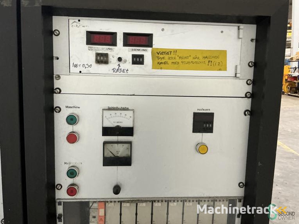 Flachschleifmaschinen Athena 2100x700x800mm