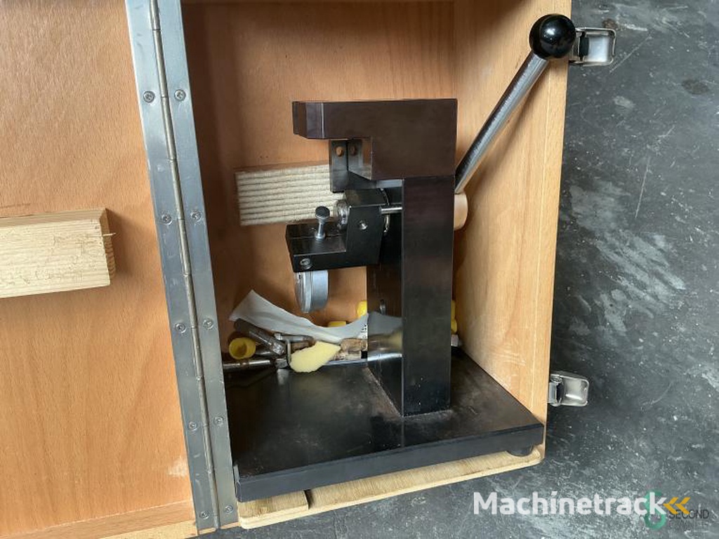 Flachschleifmaschinen ELB SWN 6 ND