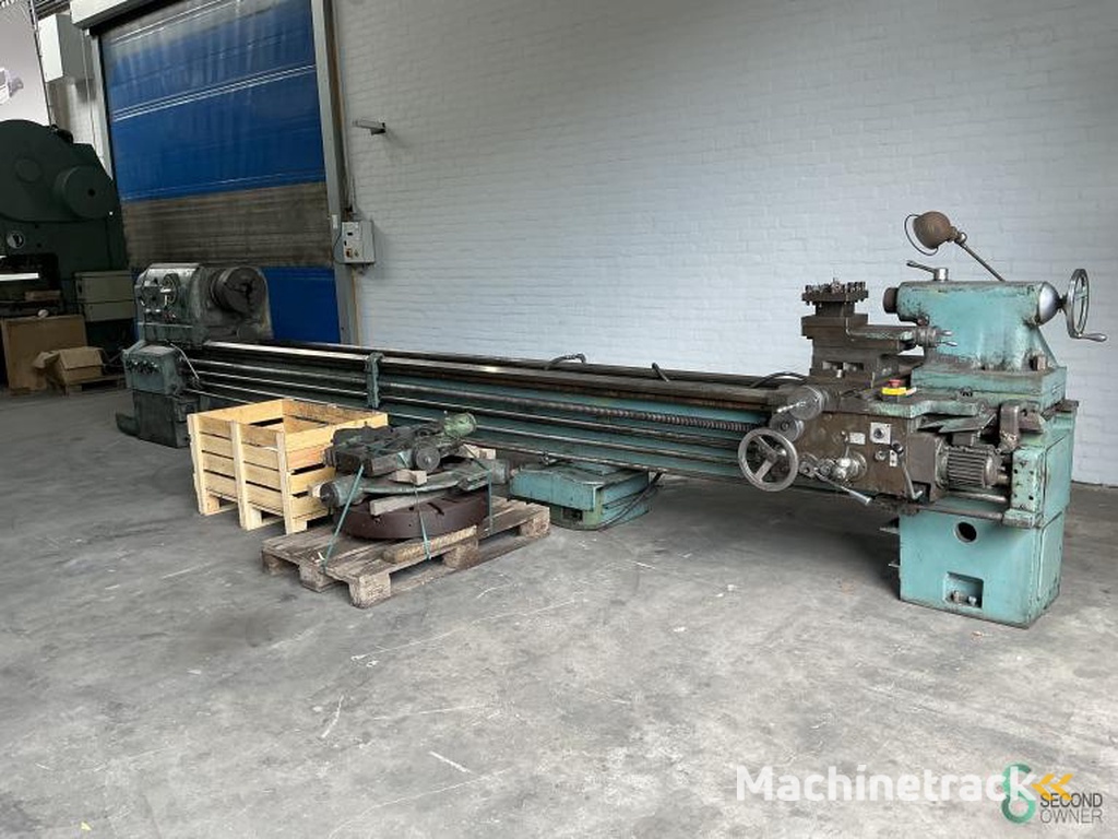 Horizontal lathes ZMM C13MB