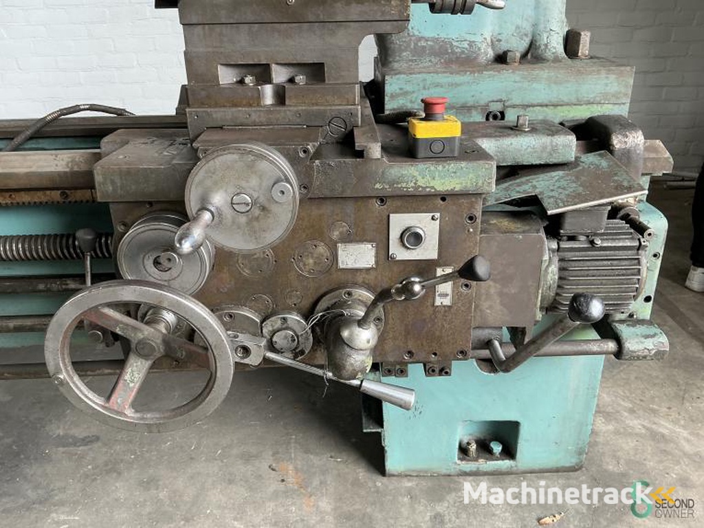 Horizontal lathes ZMM C13MB