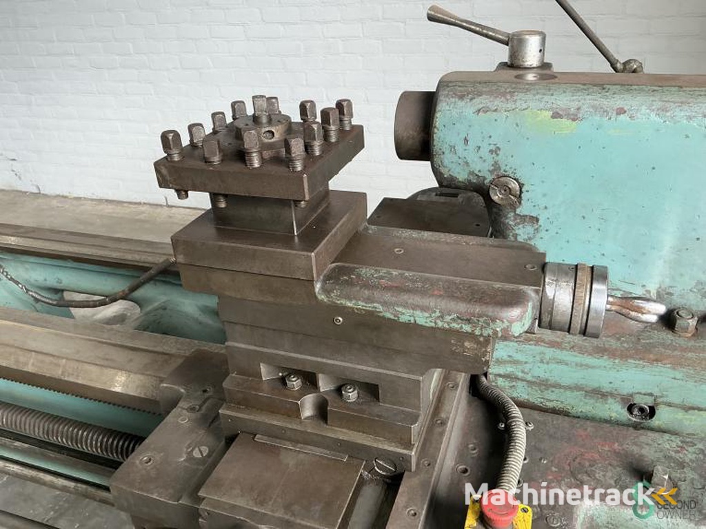 Horizontal lathes ZMM C13MB