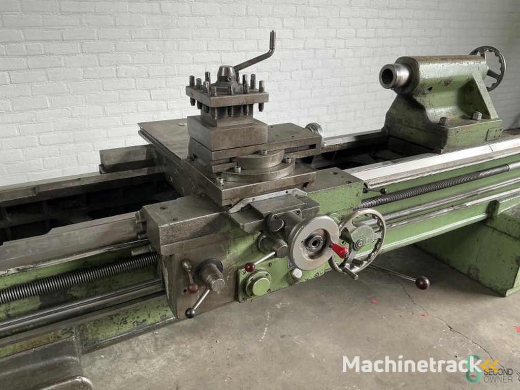 Horizontal lathes Cazeneuve HB 36, 660x2000mm 1970