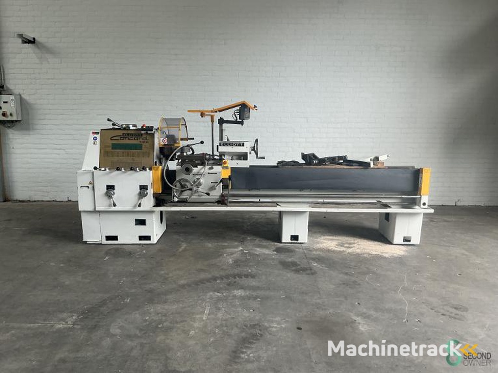 Horizontal lathes Elliott Concord 460