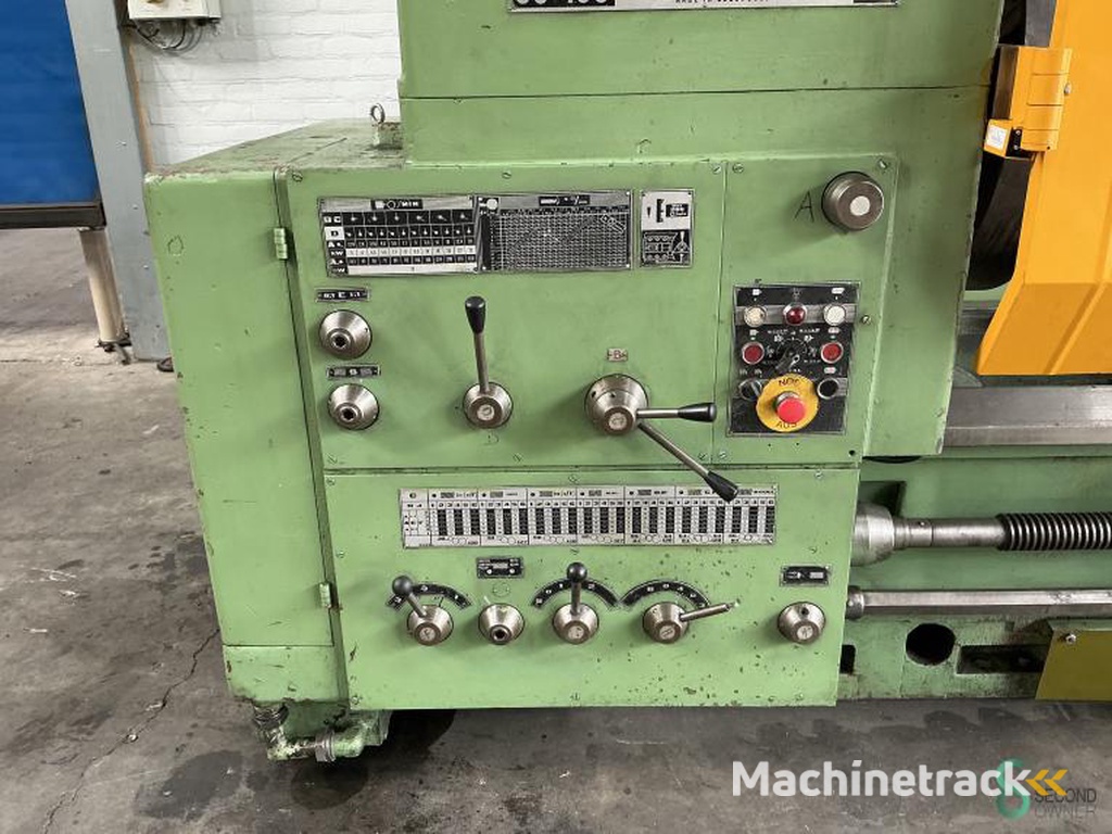 Horizontal lathes TOS SU 100 x 3000