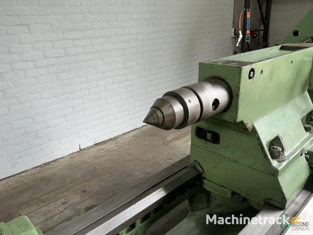 Horizontal lathes TOS SU 100 x 3000