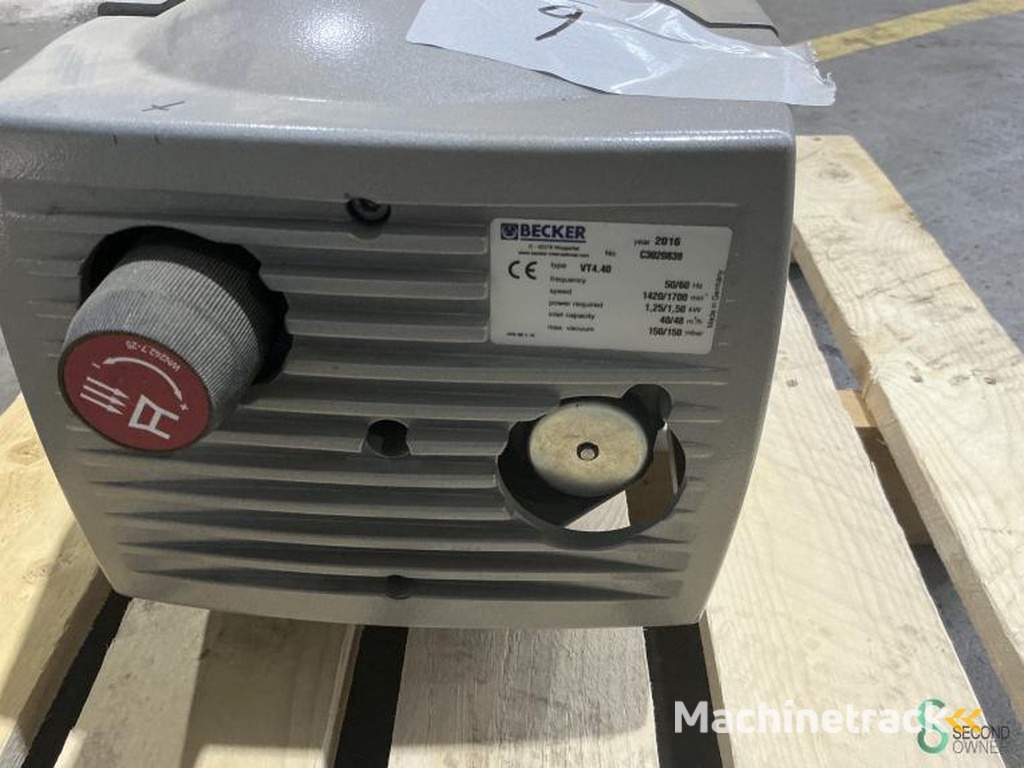 Vacuümpomp Becker VT4.40 2016
