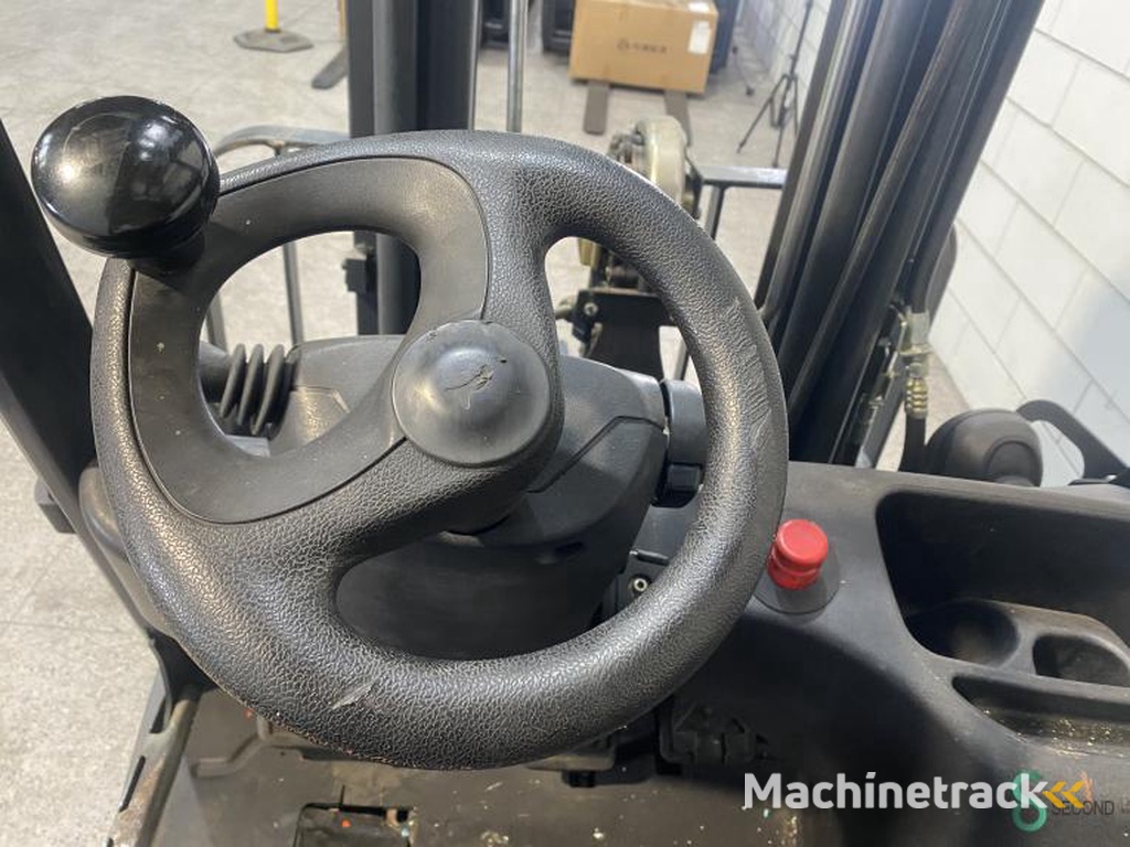 Heftrucks Elektrisch Linde E 15 2012