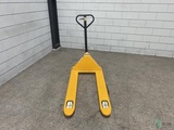 Thumbnail of Pallet trucks Manual CBY 2500