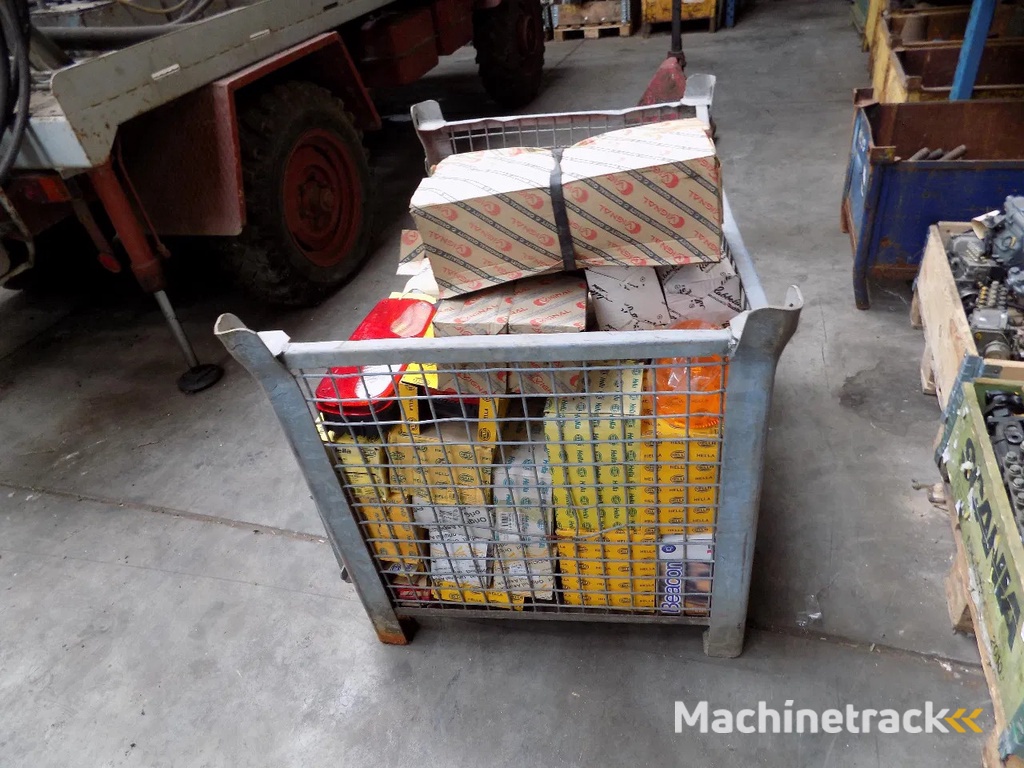 verlichting voor truck en trailer HELLA VERLICHTING truck en trailer