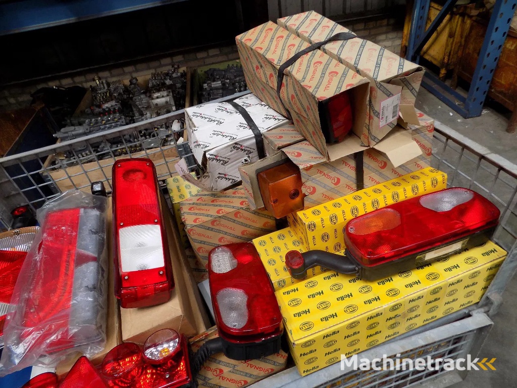 verlichting voor truck en trailer HELLA VERLICHTING truck en trailer