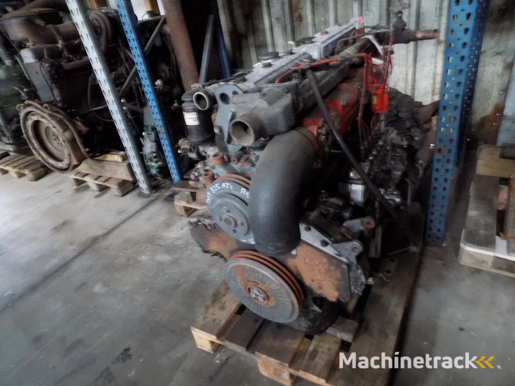 DAF 825 motor van daf typ 85 euro 2