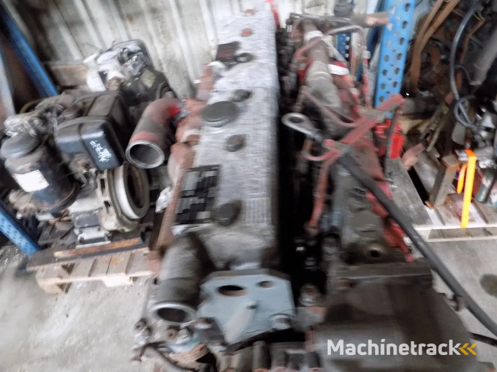 DAF 825 motor van daf typ 85 euro 2