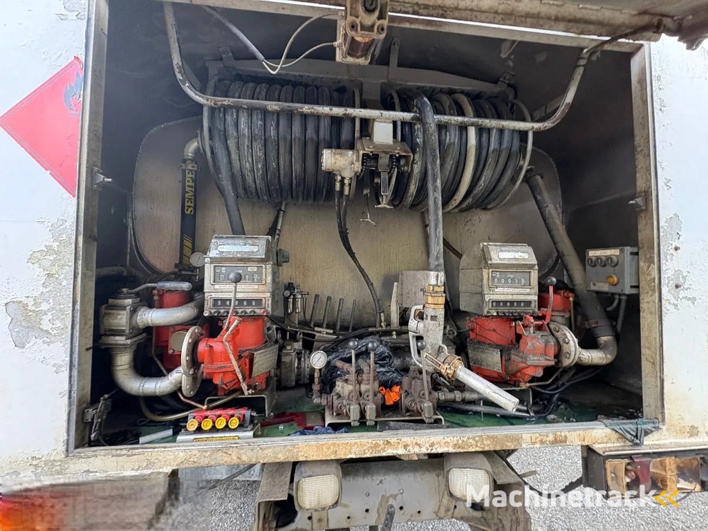 Volvo FL 7 Volvo FL7 285 Fuel tanker 4x2