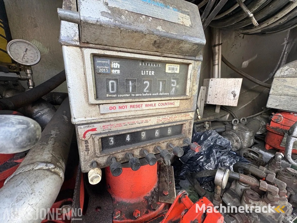 Volvo FL 7 Volvo FL7 285 Fuel tanker 4x2