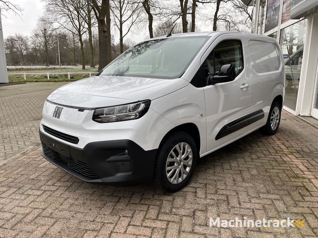 Fiat Doblò 1.5 BlueHDi 100 S&S L1 650kg | BPM Vrij! | Houten Afwerking | Led Koplampen |