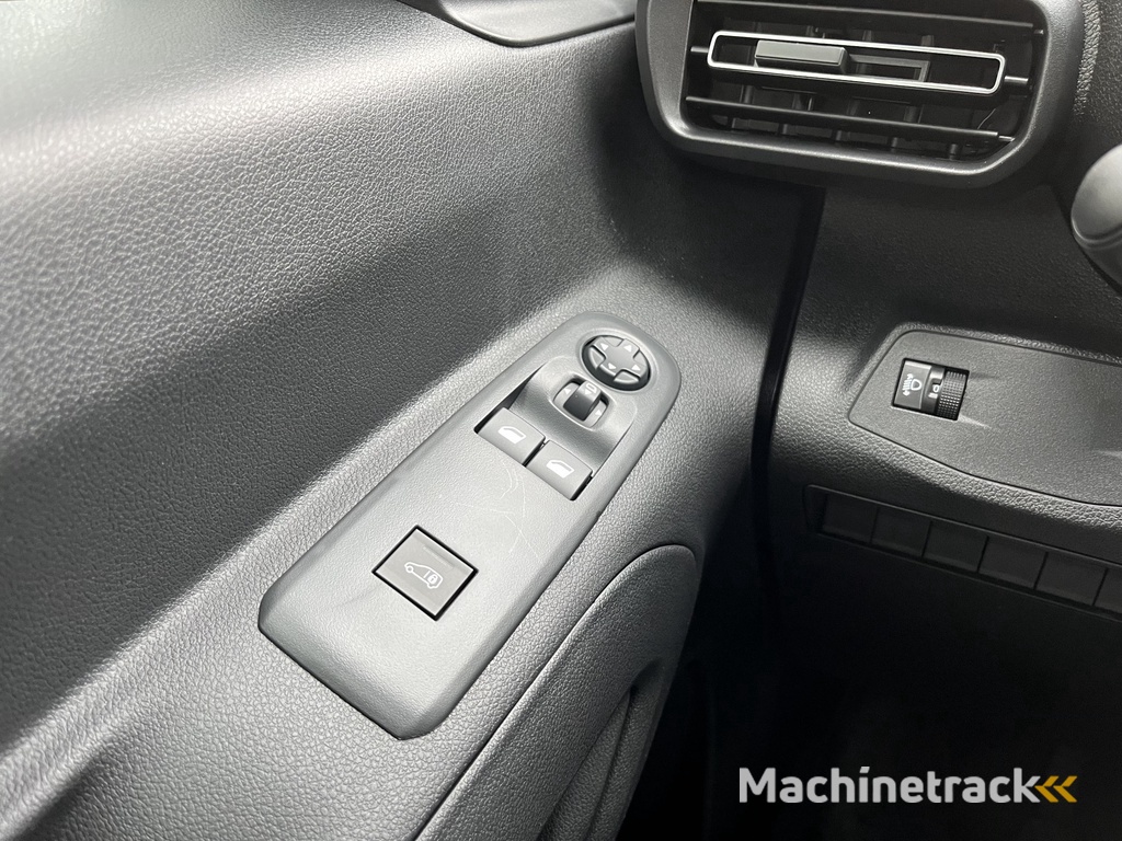 Fiat Doblò 1.5 BlueHDi 100 S&S L1 650kg | BPM Vrij! | Houten Afwerking | Led Koplampen |