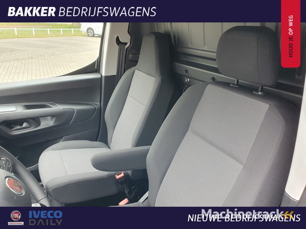 Fiat E-Doblo 136 L1 50 kWh 100% Elektrisch | Airco | Camera | Parkeersensoren (1/2 grijs)